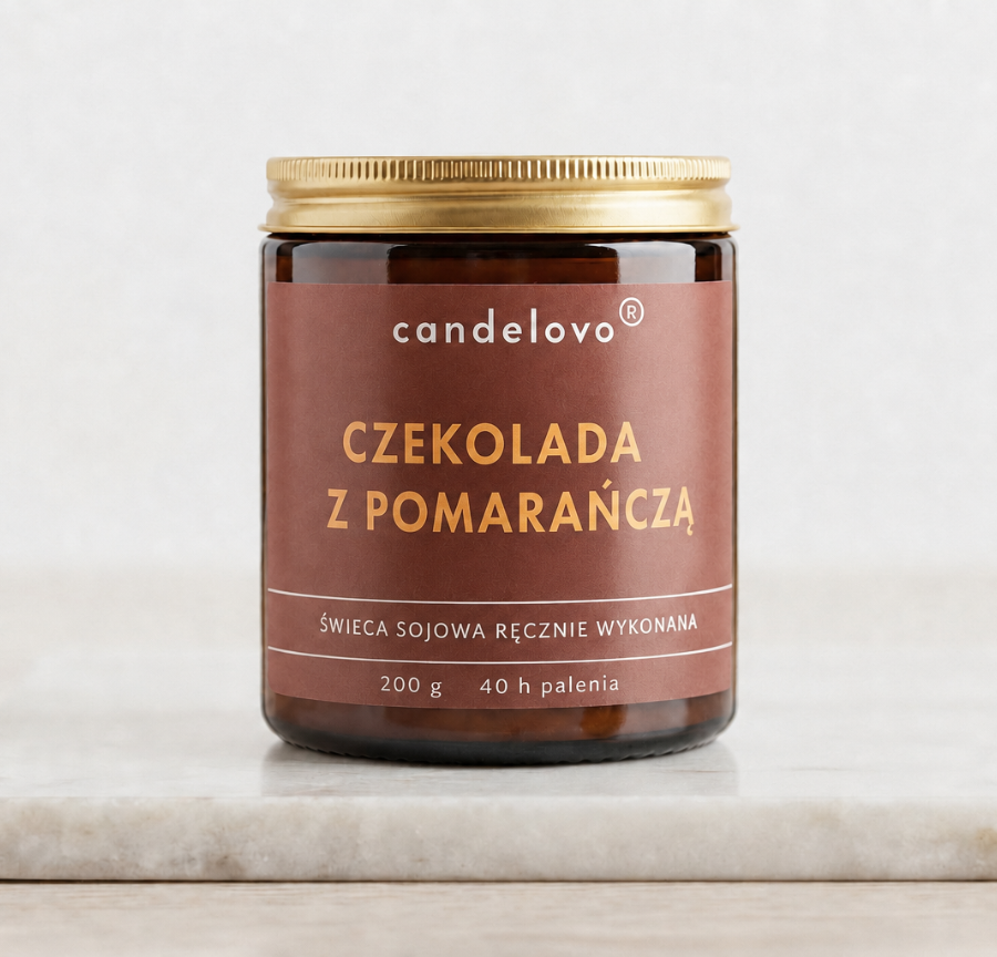 Świeca sojowa Czekolada z Pomarańczą Candelovo w brązowym szkle z czarnym wieczkiem, 200 g, na marmurowej podstawce