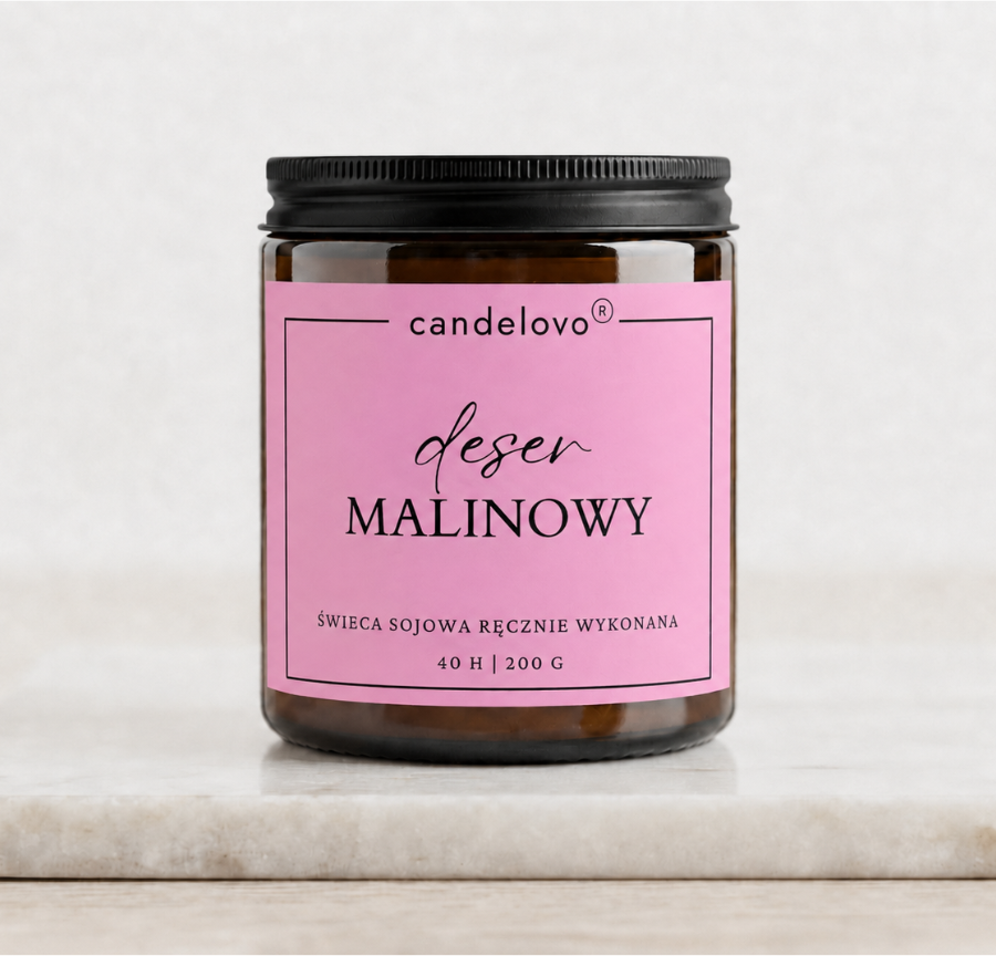 Świeca sojowa Malinowy Deser Candelovo w brązowym szkle z czarnym wieczkiem, 200 g, na marmurowej podstawce